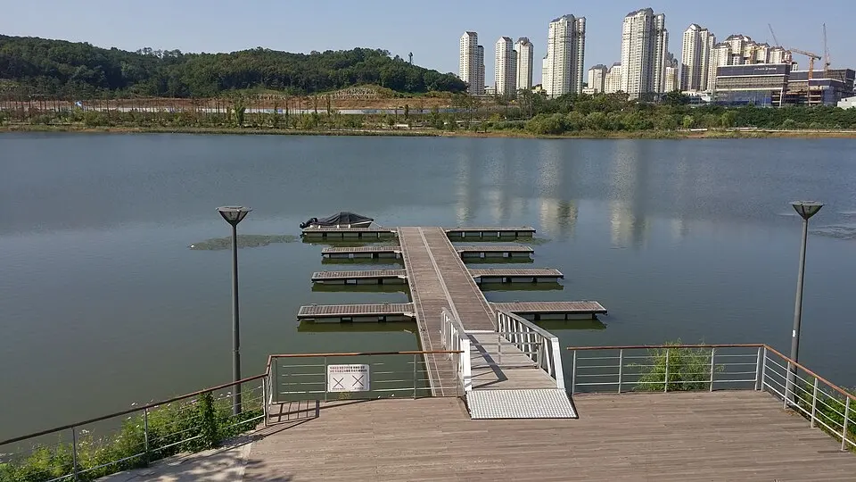 Gwanggyo Lake Park