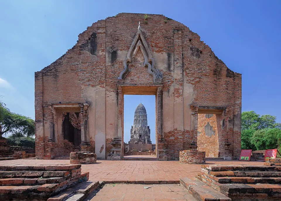 Wat Ratchaburana