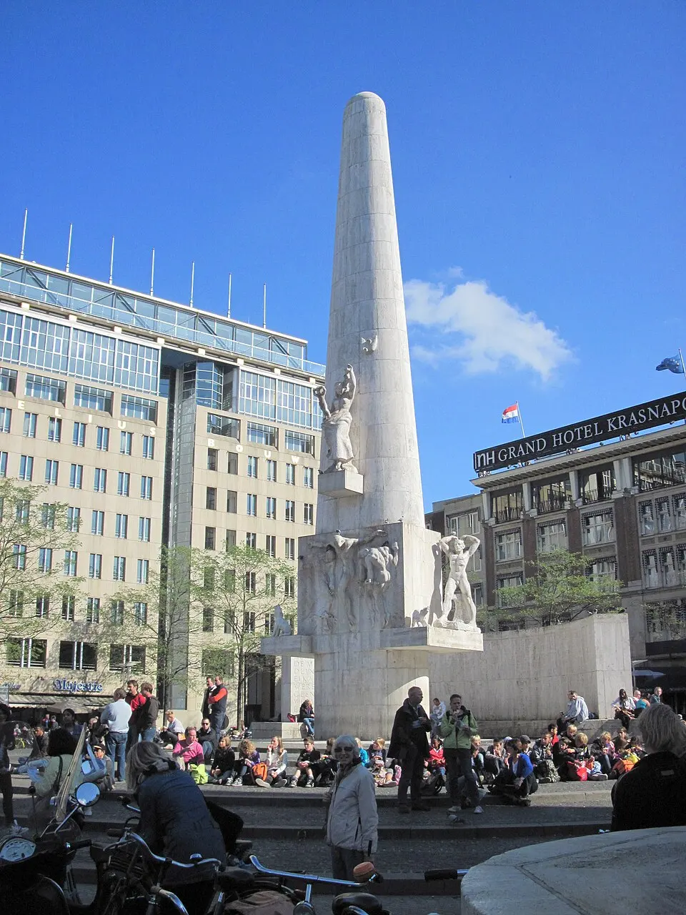 National Monument on Dam Square