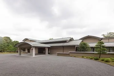 Fukiage Palace